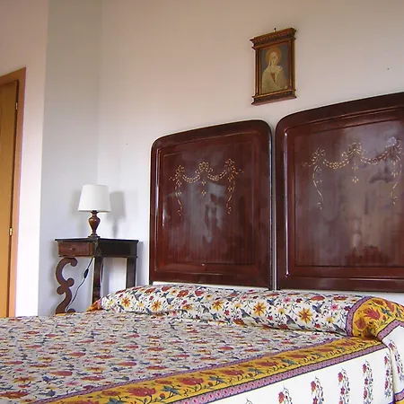 Residenza Del Marchese דירה *